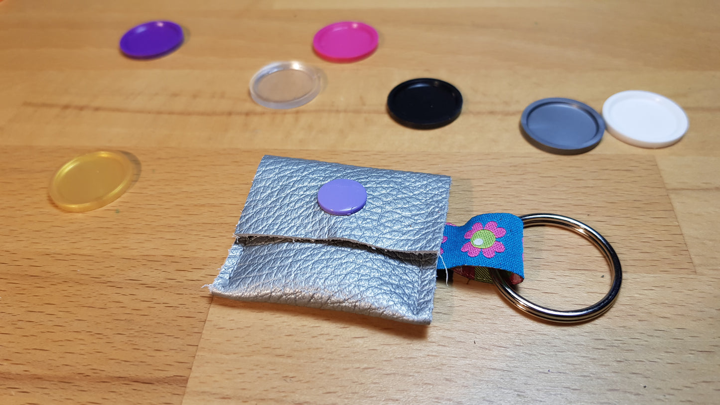 Chiptäschchen silber mit Blümchenband