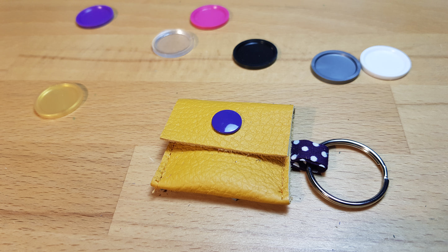Chiptäschchen gelb mit Pünktchenband