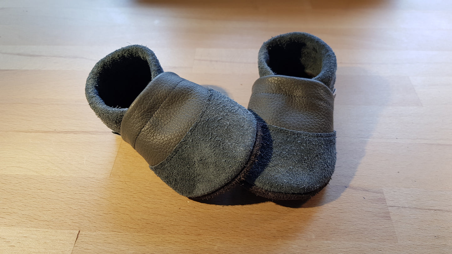 Krempelkappe dunkelgrau