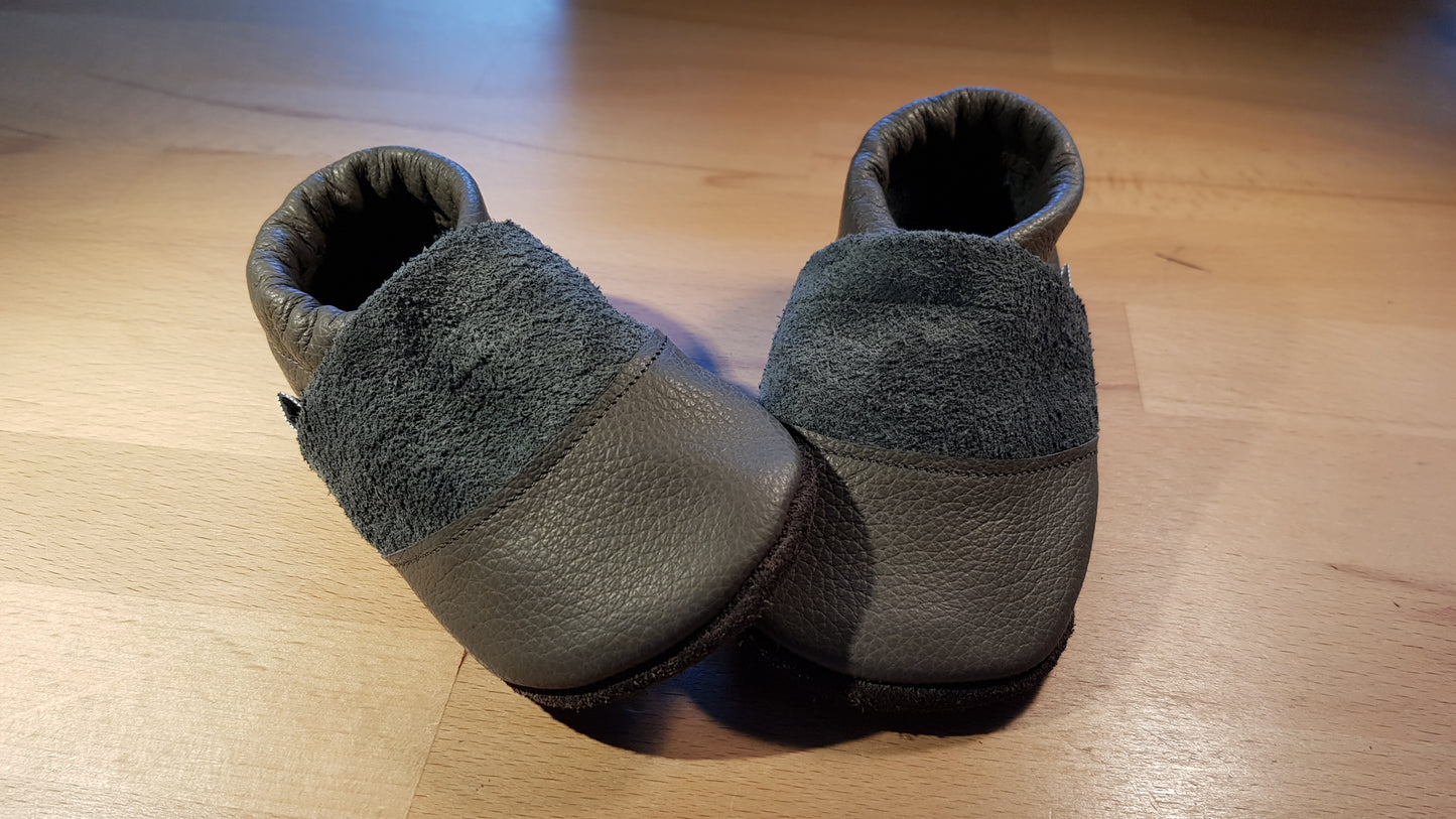 Krempelkappe dunkelgrau2
