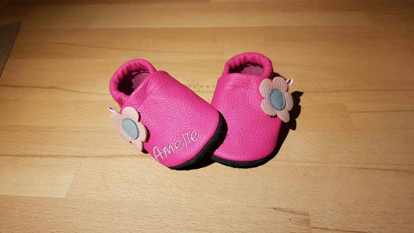 Lederpuschen Blume Name pink