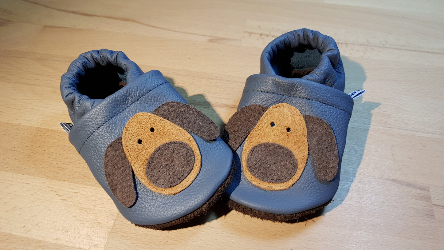 Lederpuschen Hundekopf taubenblau