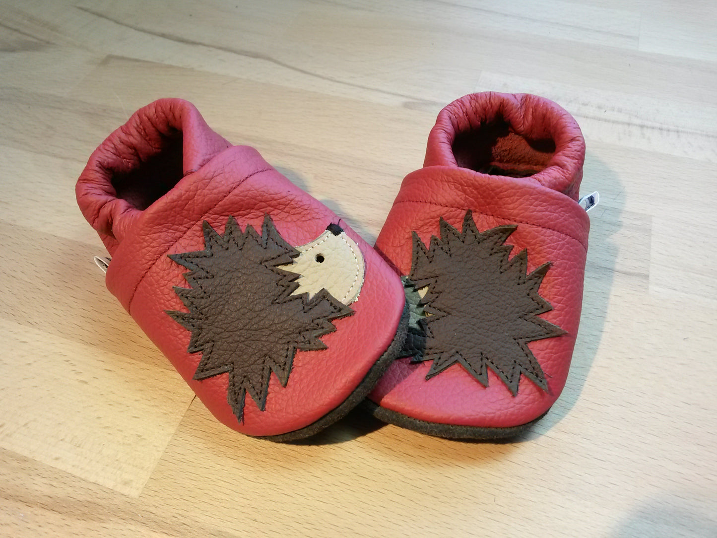 Lederpuschen Igel rot