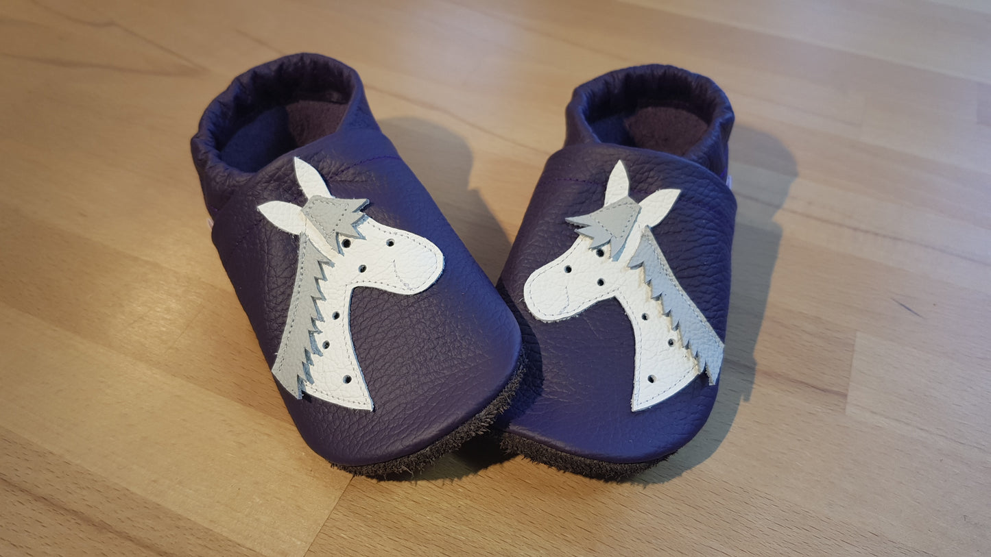 Lederpuschen Pferd lila
