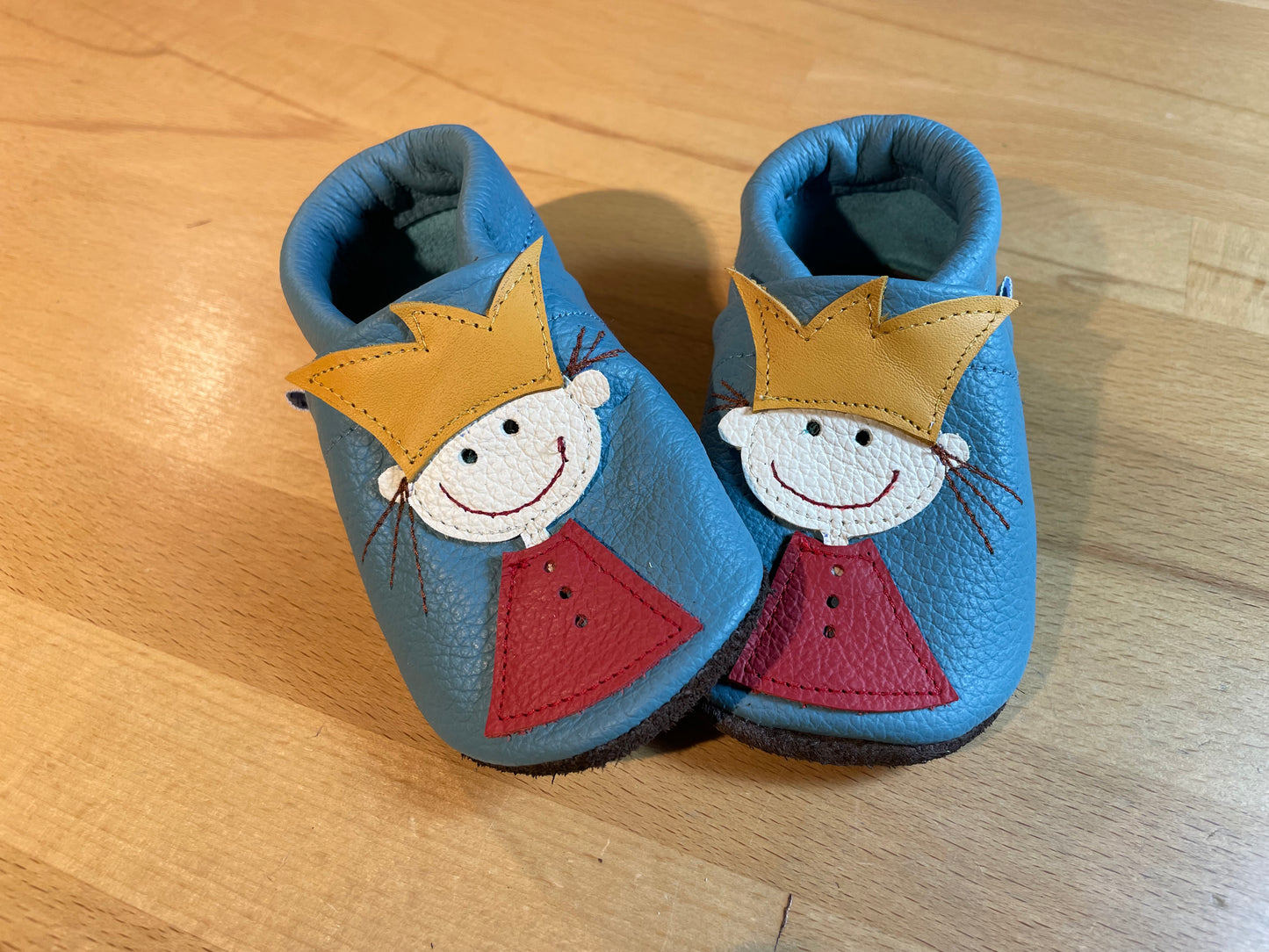 Lederpuschen Prinz taubenblau