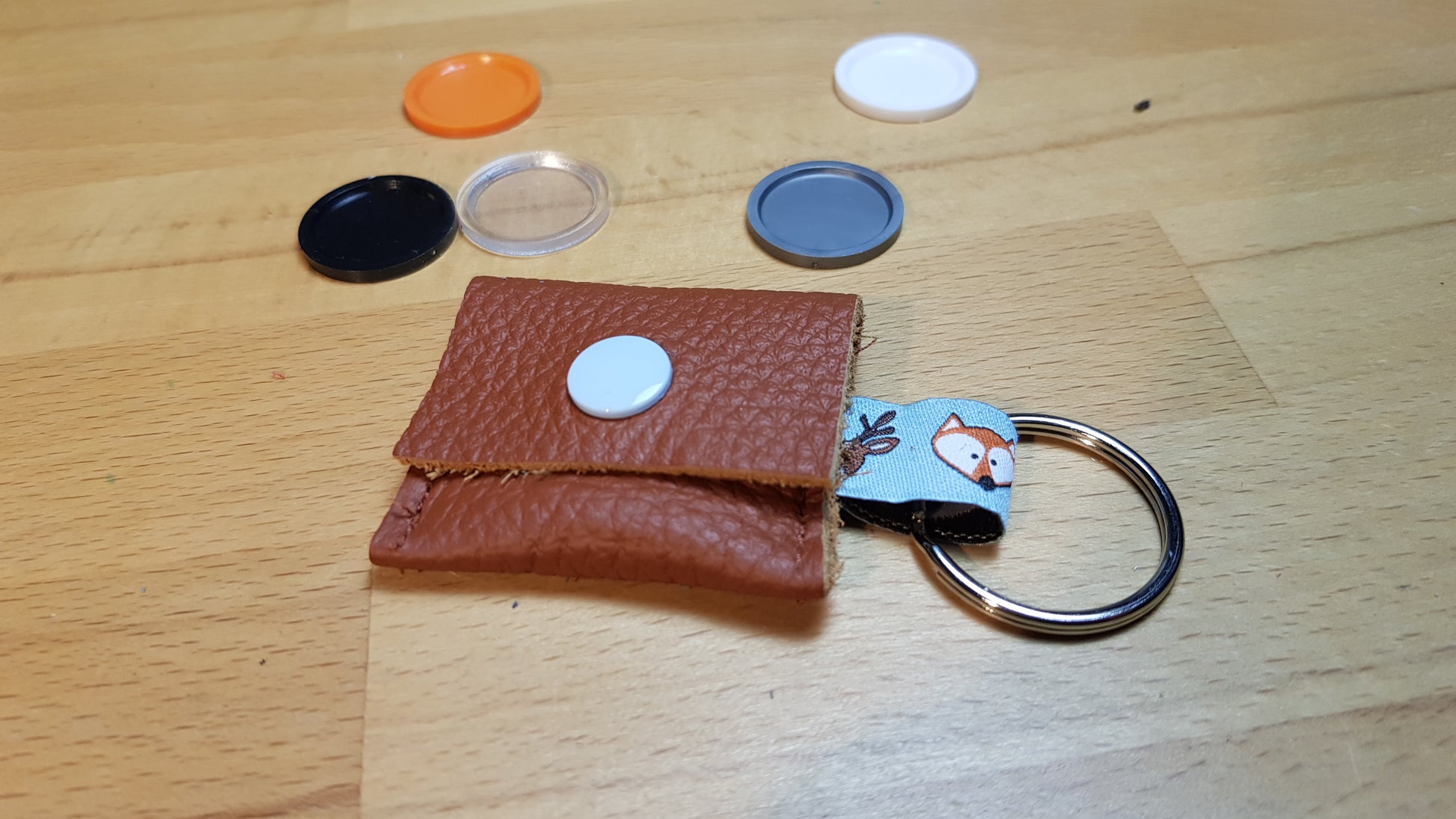 Einkaufswagen-Chiptäschchen rehbraun mit Füchchenband