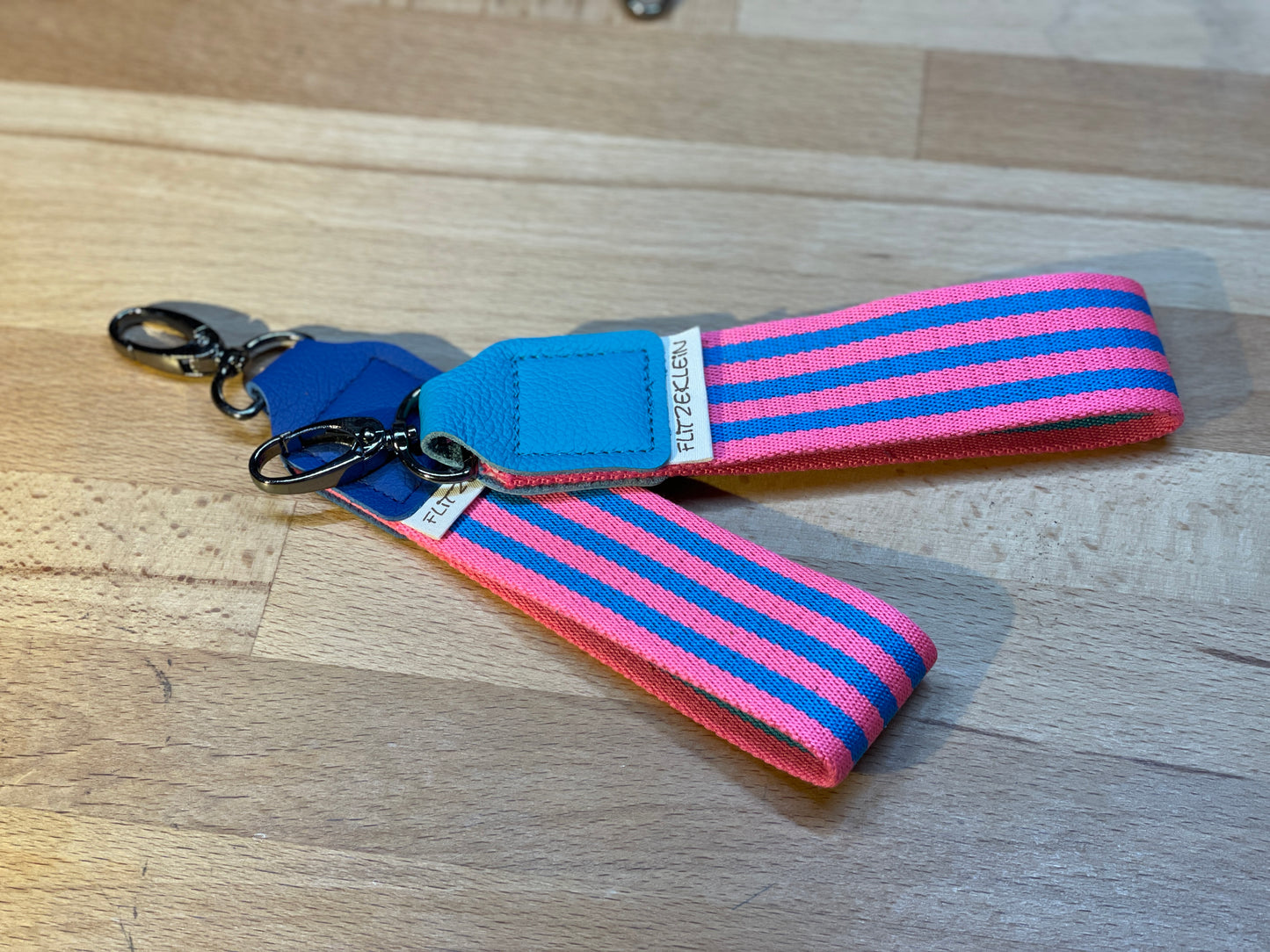 Schlüsselband Gurtband BUNT pink-blau