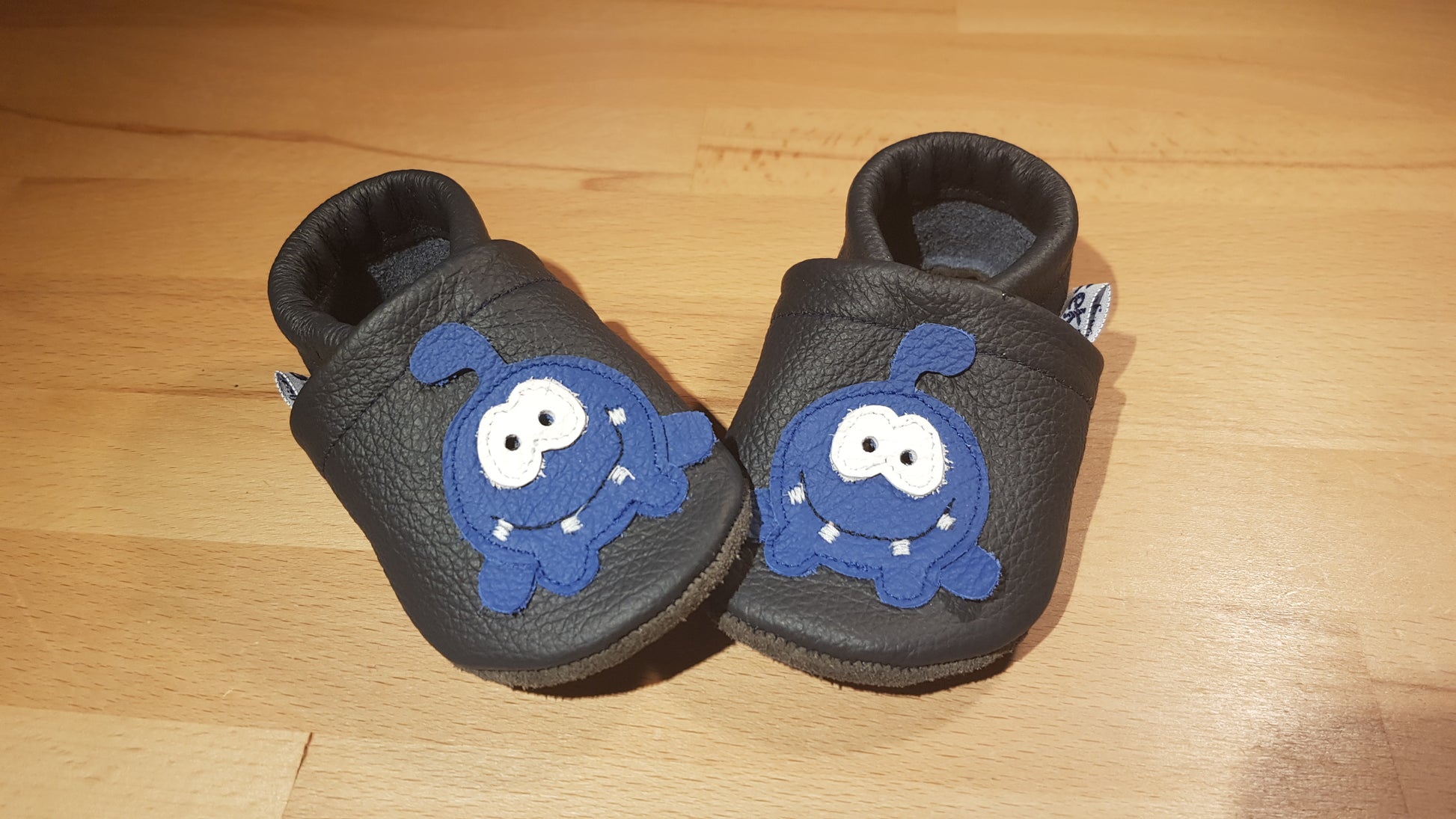 Lederpuschen Babymonster blau